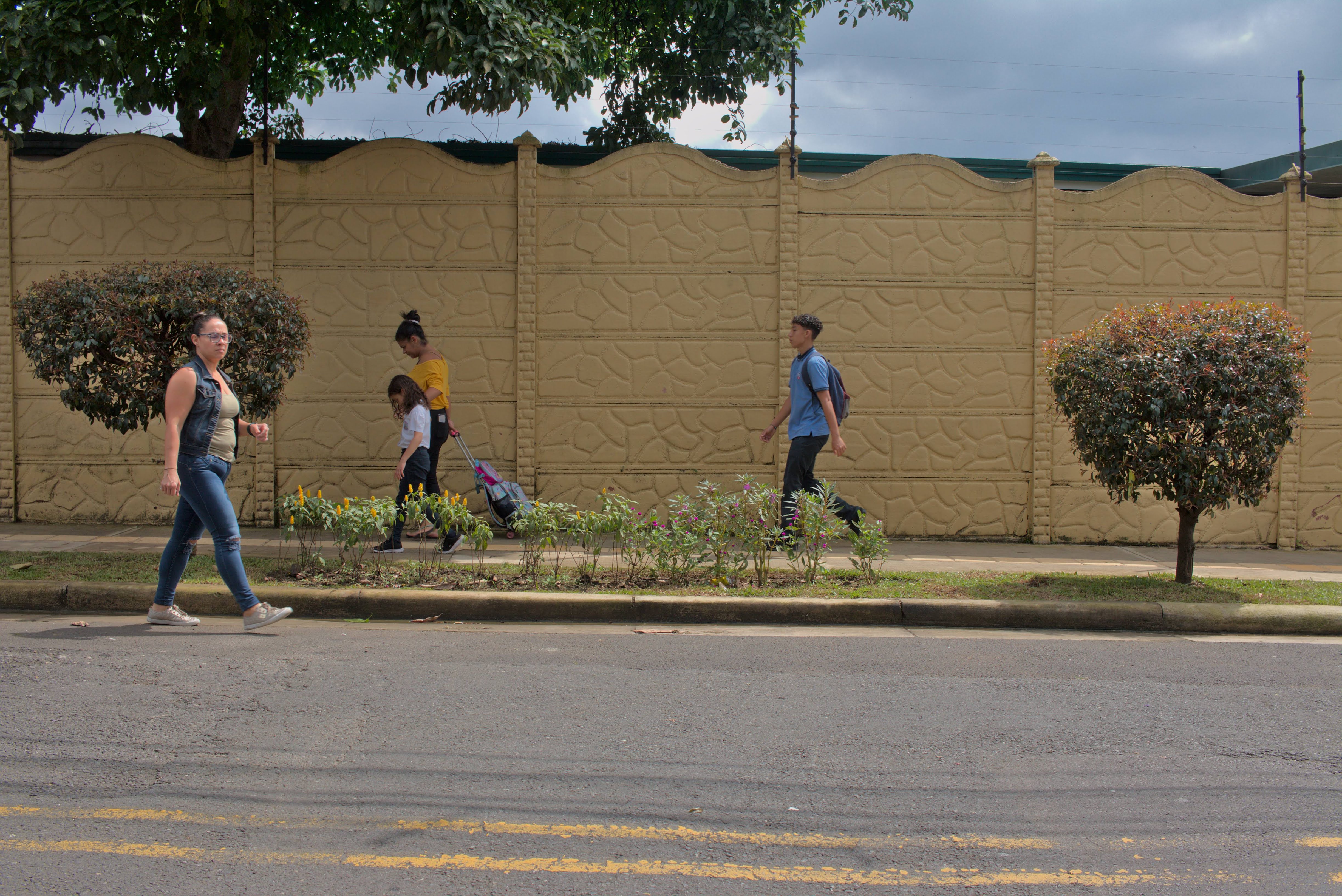Aceras - Hatillo - Escuela Cervantes