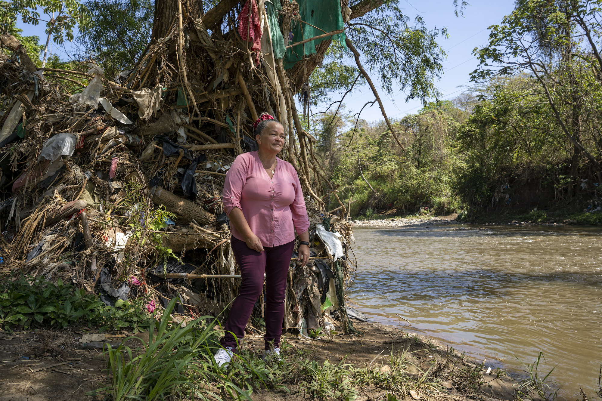 Maribel Lideresa Comunal - La Guapil