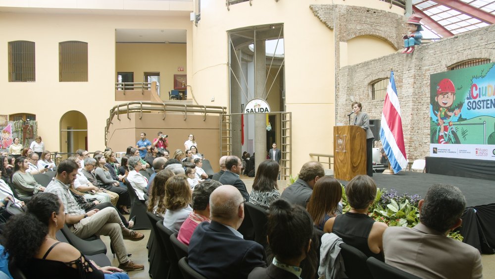 Equipo humano de TEVU