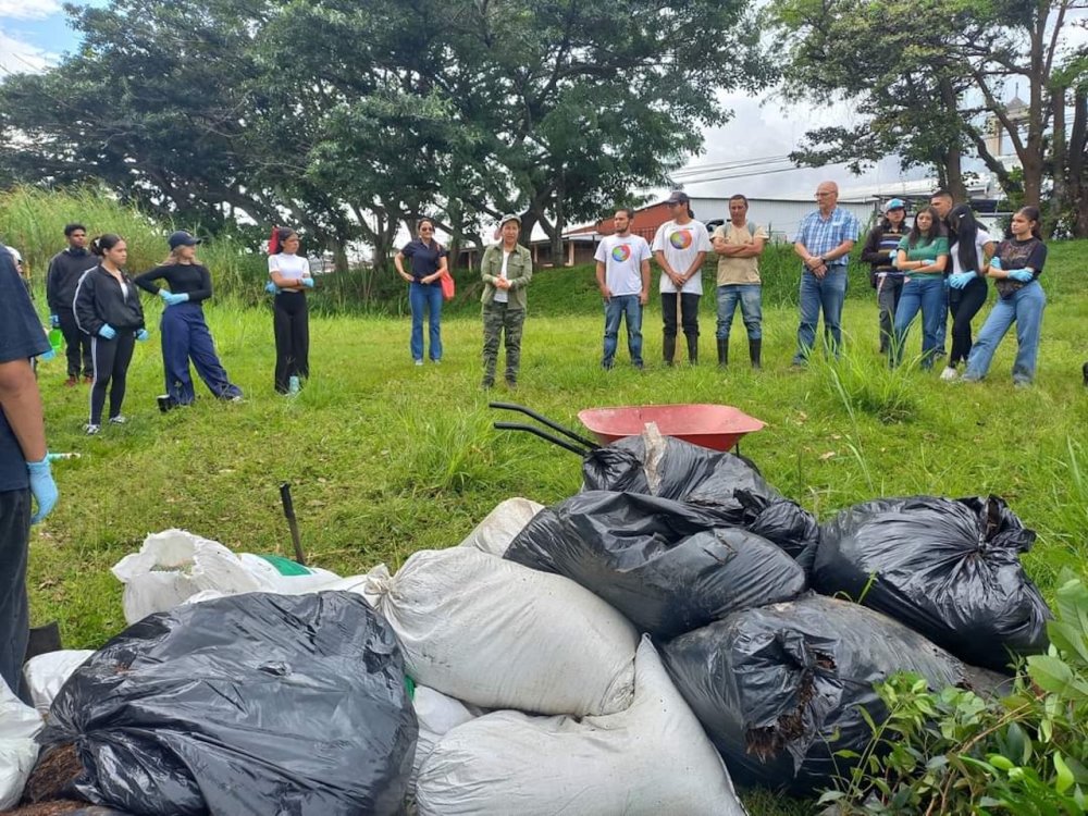 Equipo humano de TEVU